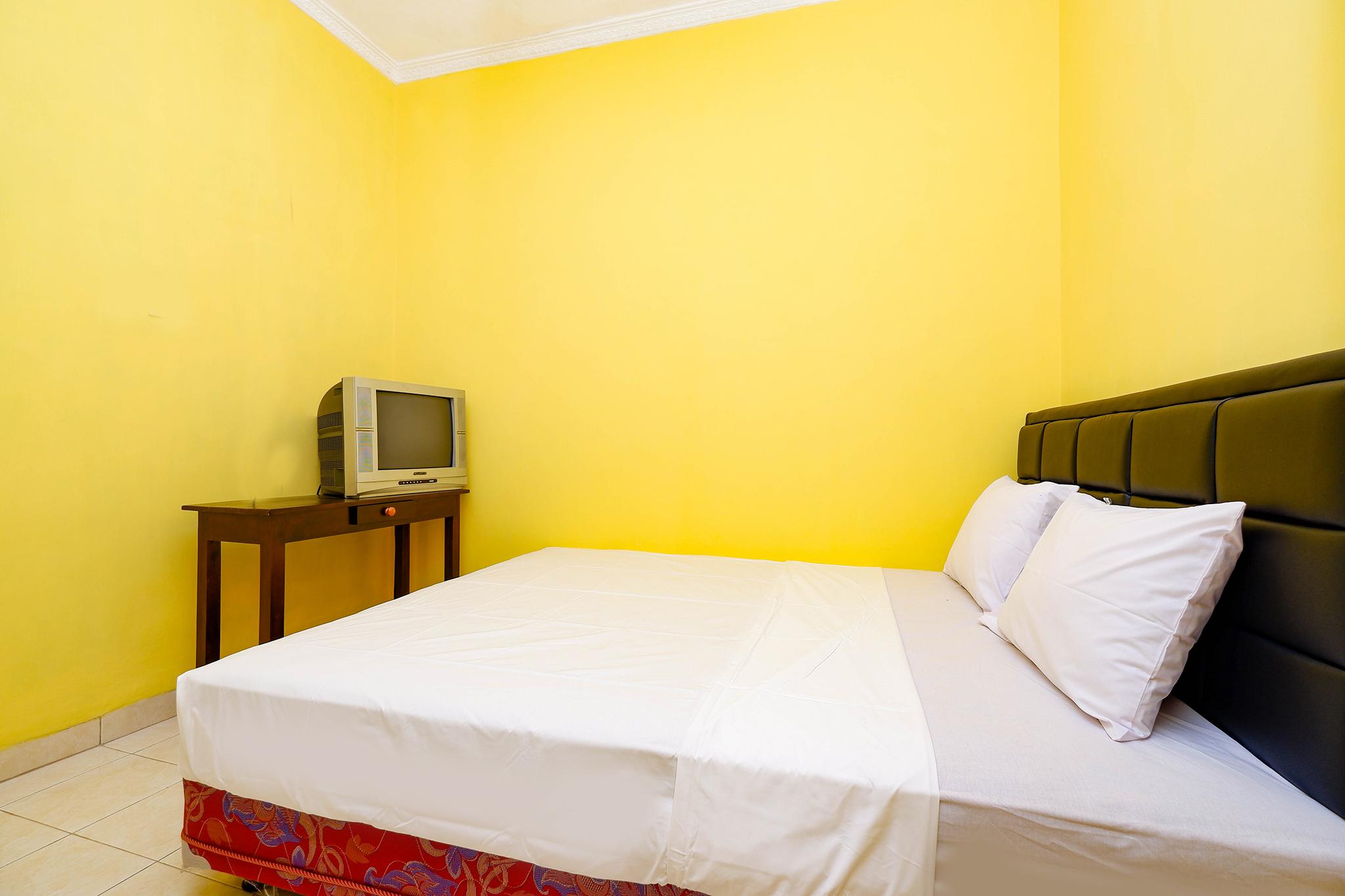 SPOT ON 2821 Griya Kawula Syariah Hotel Surakarta  Luaran gambar